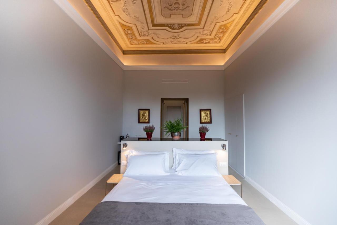 Domus 21 Luxury Suites Рим Екстер'єр фото