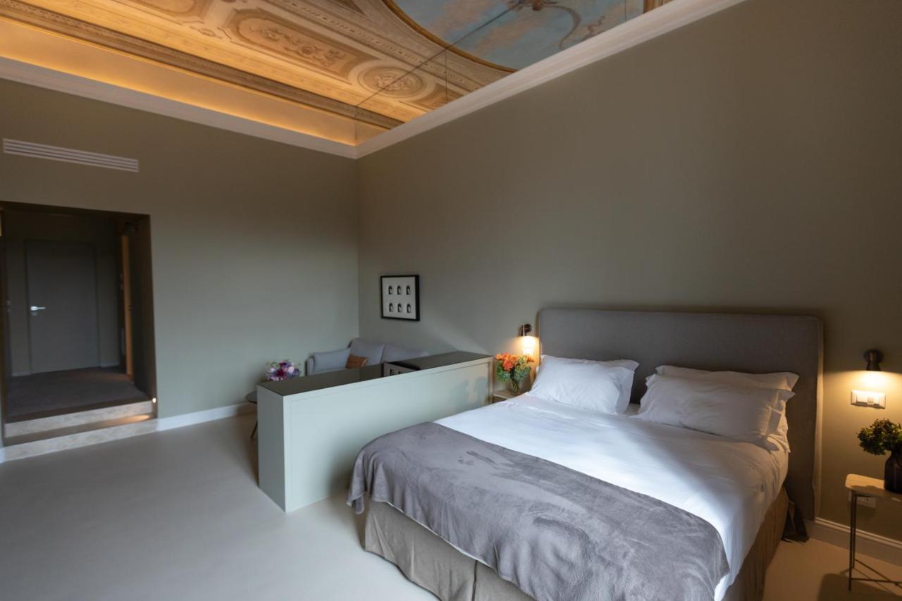 Domus 21 Luxury Suites Рим Екстер'єр фото