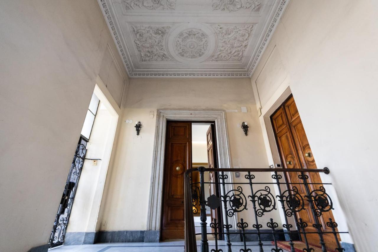 Domus 21 Luxury Suites Рим Екстер'єр фото
