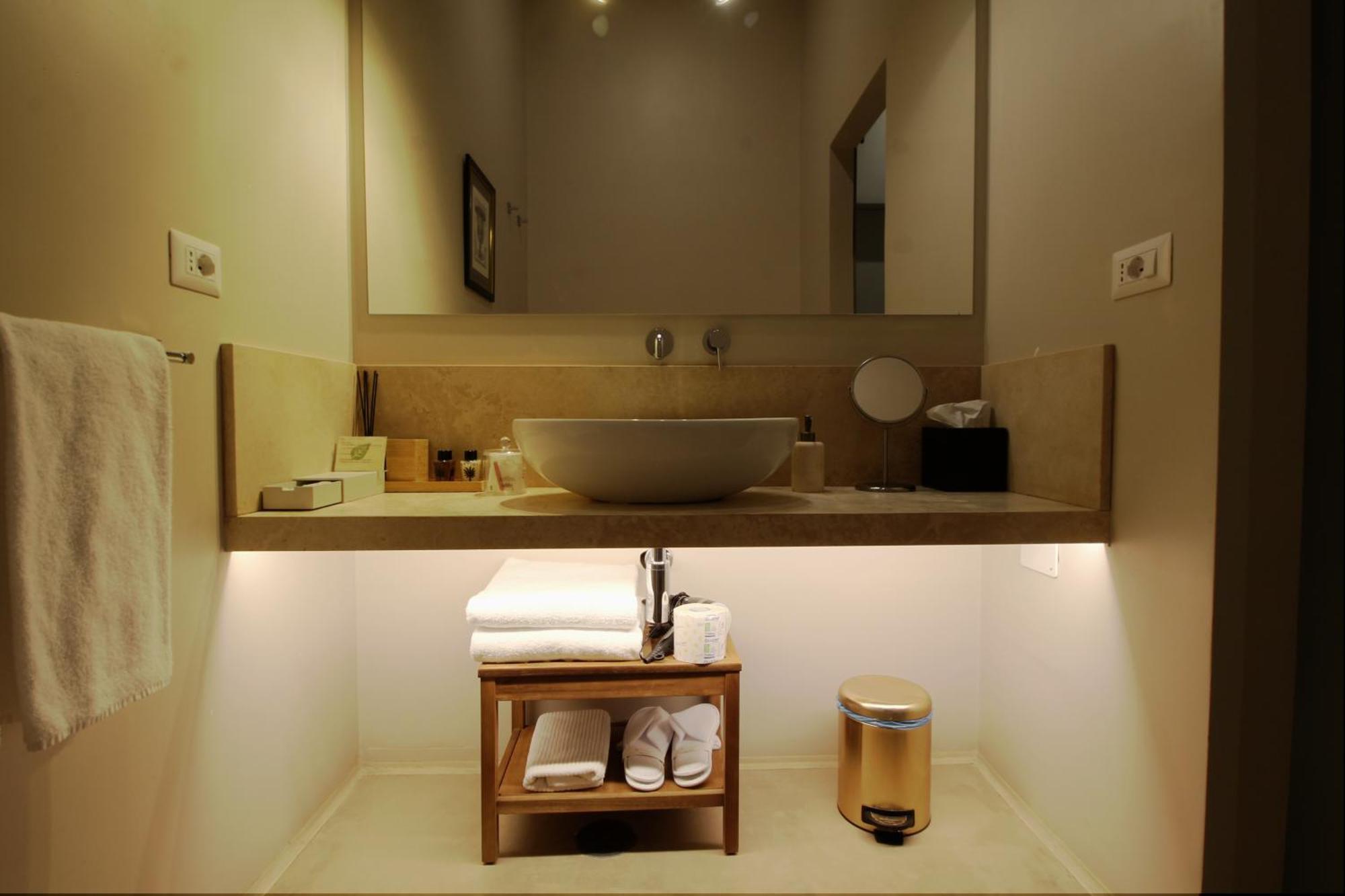 Domus 21 Luxury Suites Рим Екстер'єр фото